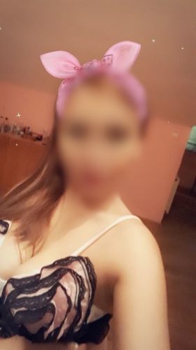 Pınarbaşı Escort Numaraları: Çarpıcı ve Cazibeli Zera